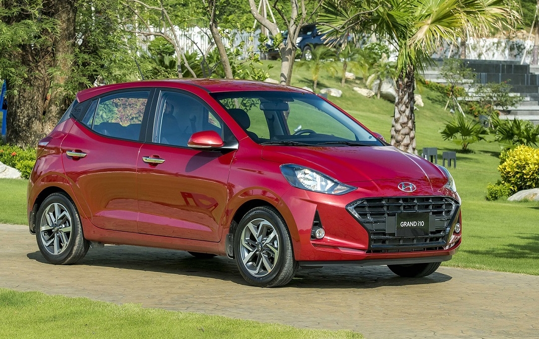 Hyundai Grand i10 2022: Giá xe lăn bánh, ưu đãi, đánh giá (12/2022)