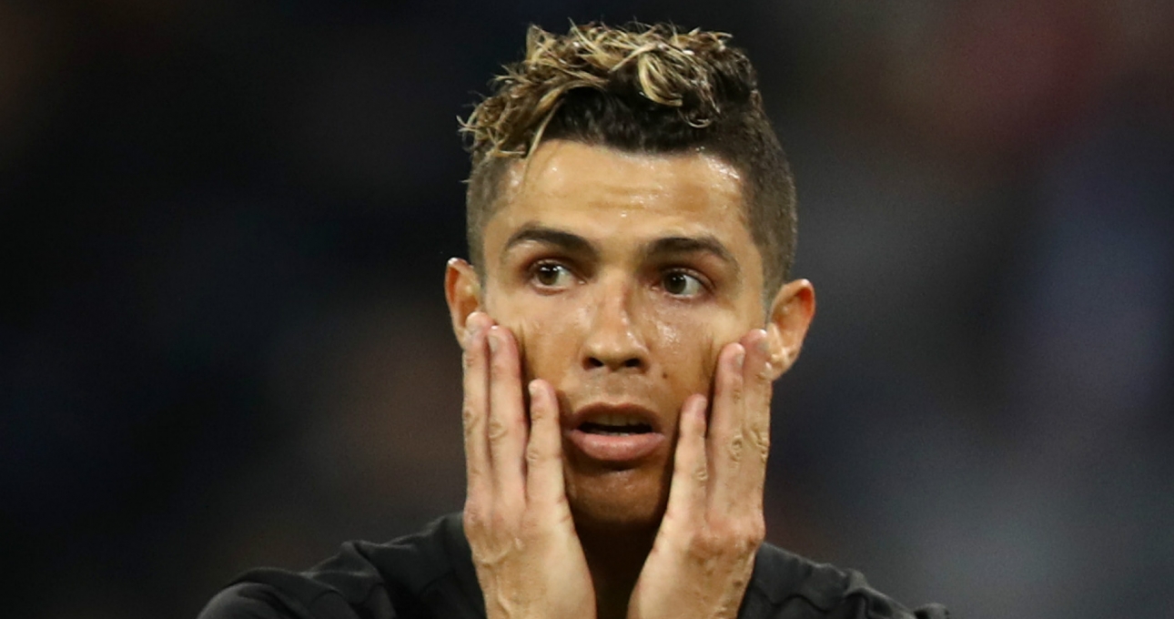 Thêm đội bóng gửi lời mời Ronaldo, sẵn sàng đáp ứng mọi yêu cầu