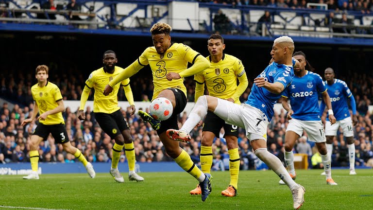 Lampard giúp Everton hạ đẹp Chelsea, thắp sáng hy vọng trụ hạng