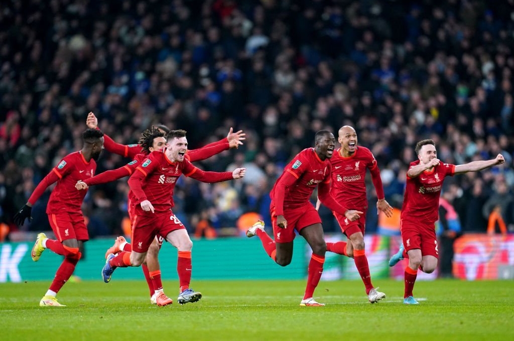 Kepa sút hỏng luân lưu giúp Liverpool lên ngôi tại Cúp Liên đoàn