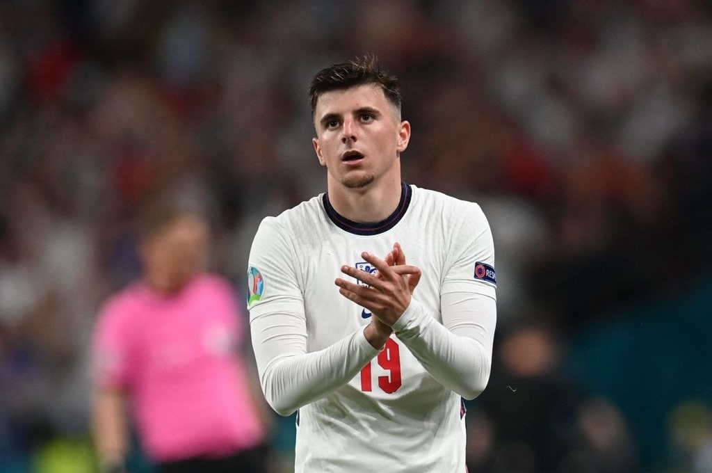 Mason Mount phẫn nộ với hành vi phân biệt chủng tộc của CĐV tuyển Anh