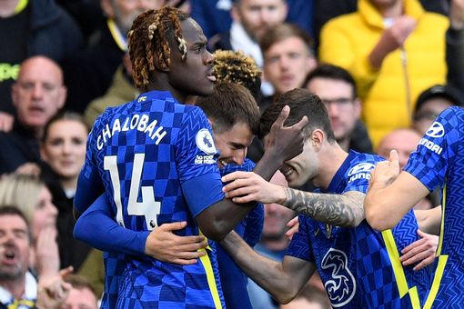 Hạ gục Leeds United, Chelsea gửi 'chiến thư' tới Liverpool