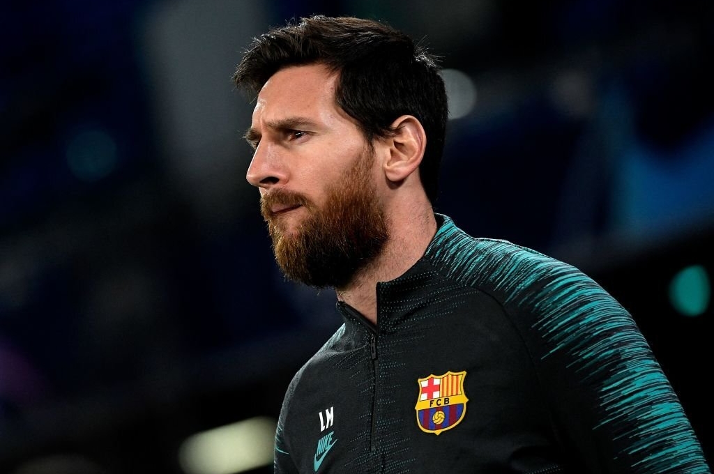 Lionel Messi và Xavi hợp sức giúp Barca gieo sầu cho Napoli