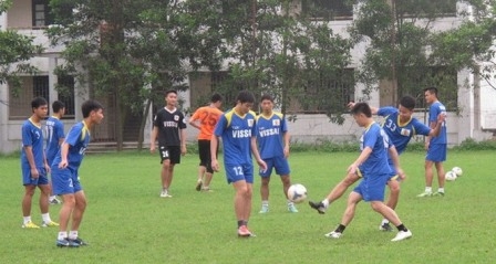 V.Ninh Bình không đủ 16 cầu thủ sang Myanmar