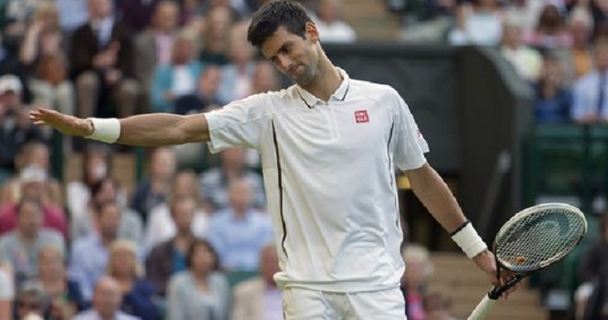 Djokovic nói xin lỗi sau khi khiến cậu bé nhặt bóng sợ 'té ghế'