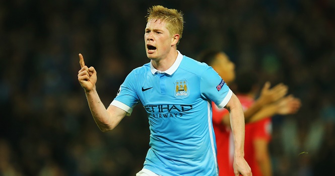 De Bruyne làm nóng derby thành Manchester