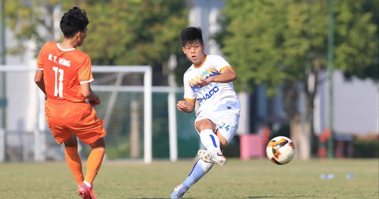 'Đàn em Công Phượng' thua thảm trong ngày mở màn VCK U19 QG