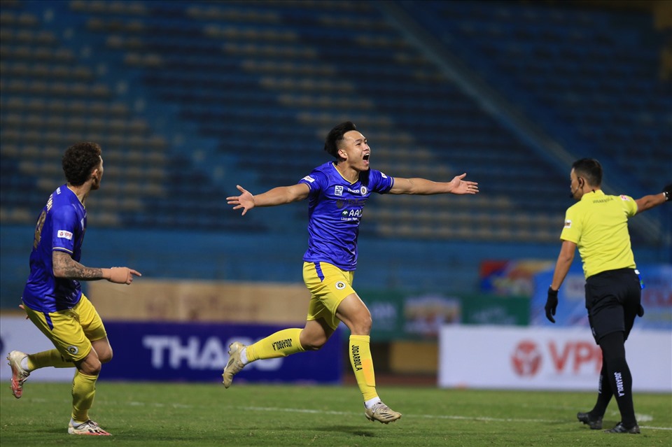 Những ngôi sao trẻ hứa hẹn mang đến sự hấp dẫn cho V-League 2021