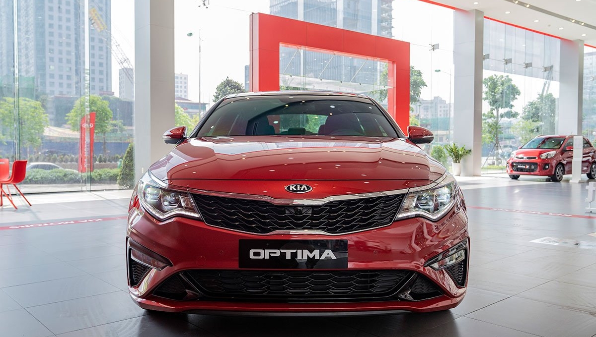 KIA Optima: Giá lăn bánh, đánh giá & trải nghiệm thực tế