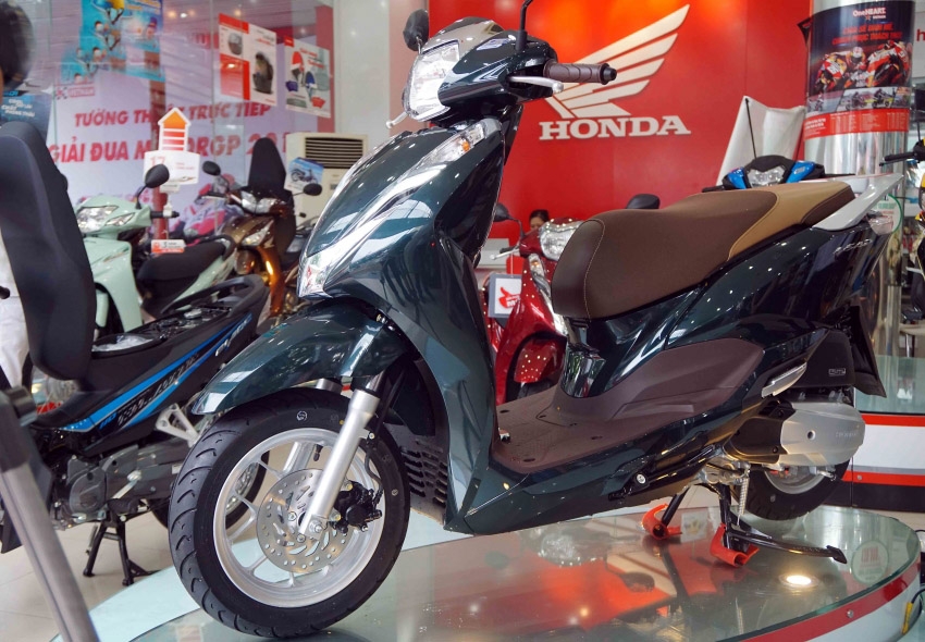 Giá xe Honda Lead gây bất ngờ sau Tết, khách Việt sốt sắng