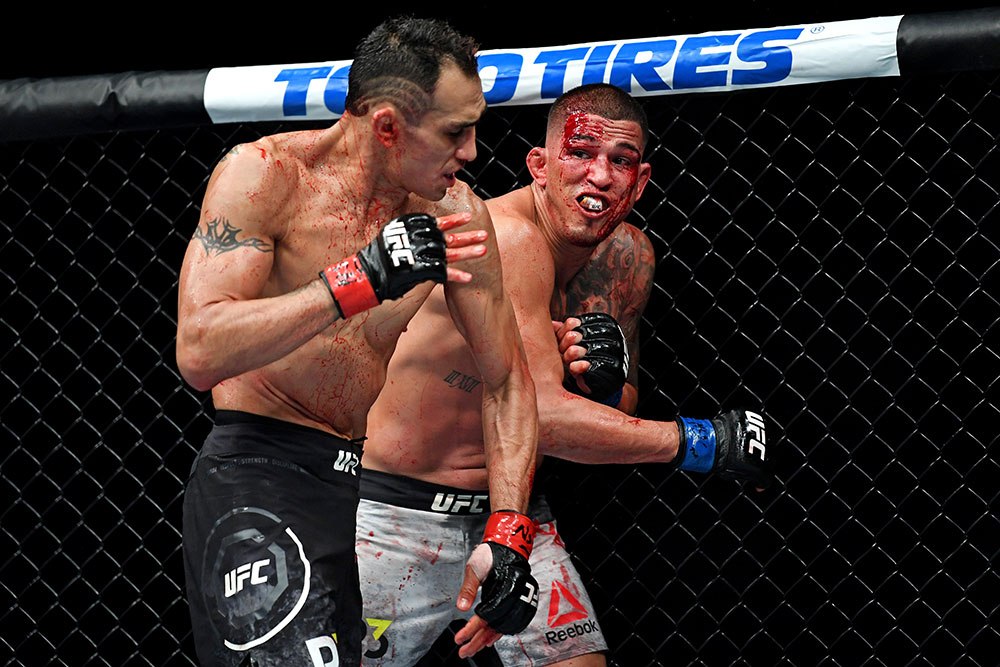 FULL TRẬN UFC 229: Anthony Pettis và màn trình diễn đẫm máu cùng Tony Ferguson