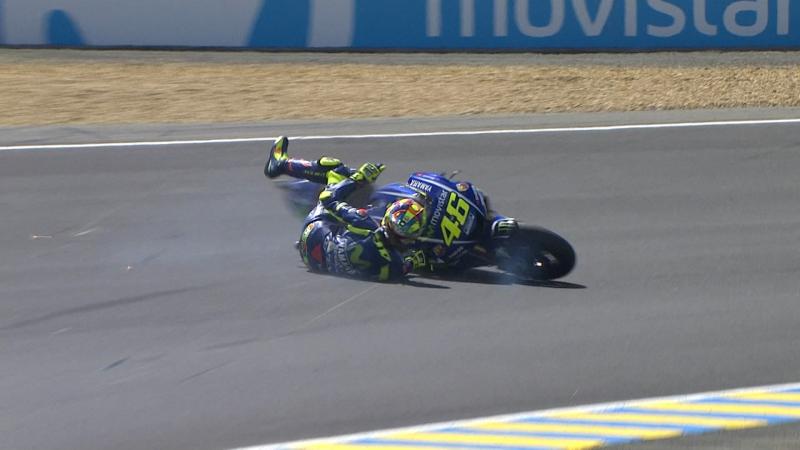 Video MotoGP 2017: Pha tai nạn của Rossi tại chặng Pháp 