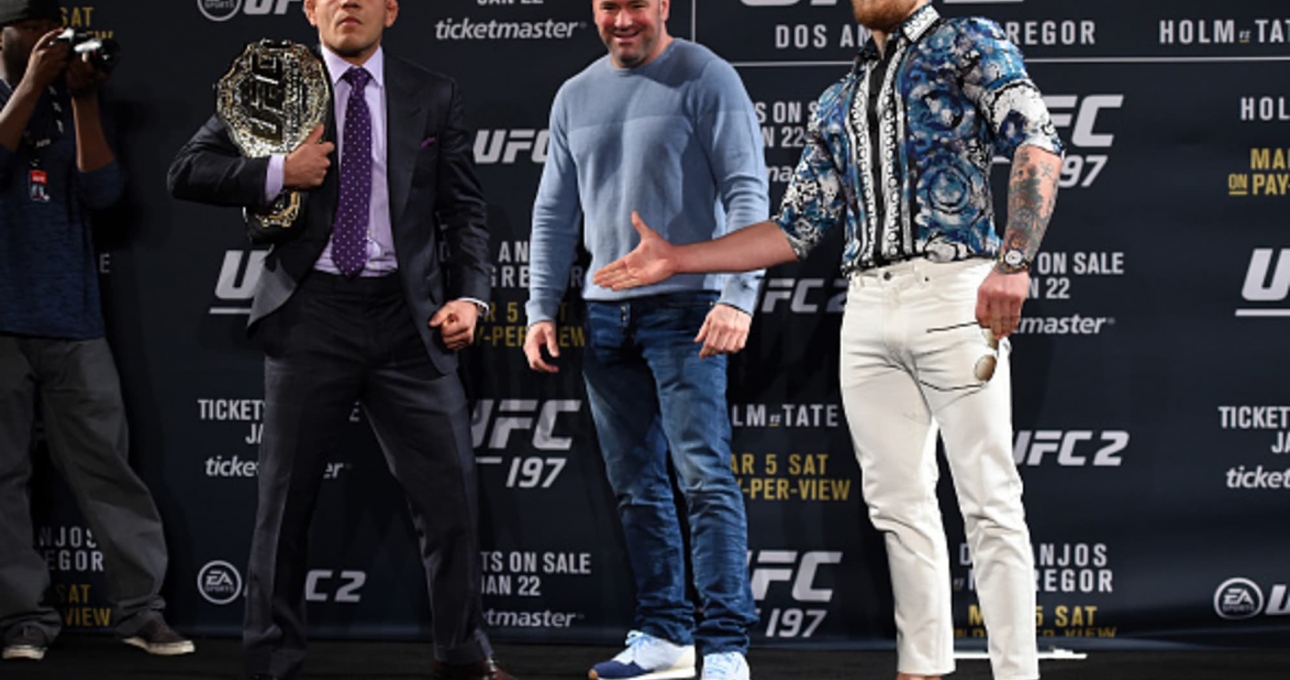 Conor McGregor 'ok' với Dos Anjos, nhưng phải sau Poirier