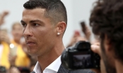 NÓNG: Ronaldo ra quyết định về việc ký 2 năm với đại gia