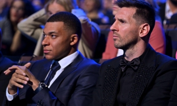 Messi và Mbappe bất ngờ khiến PSG 'lâm nguy'