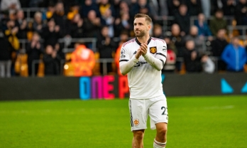 Luke Shaw đá xoáy 'cừu đen' tại Man Utd sau chiến thắng trước Wolves