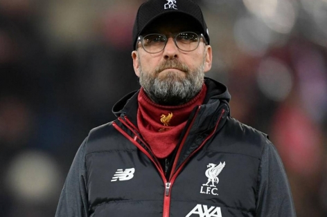 Bão chấn thương đổ bộ, Jurgen Klopp sẽ phải lấy công bù thủ?