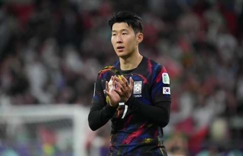 Nội bộ ĐT Hàn Quốc ẩu đả trong Asian Cup, Son Heung Min chấn thương