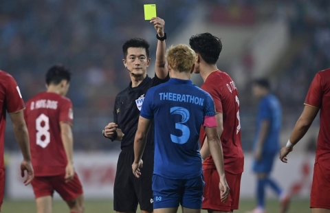 Theerathon muốn AFF Cup có VAR sau tranh cãi với ĐT Việt Nam