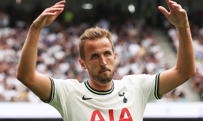 Harry Kane chính thức vượt mặt tiền đạo xuất sắc nhất lịch sử MU