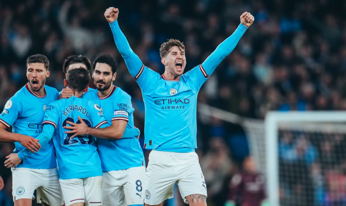 John Stones: Người thay đổi vận mệnh Man City bằng… milimet