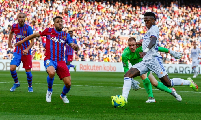 Xác định trọng tài chính trận lượt về El Clasico: Nguy cho Real Madrid