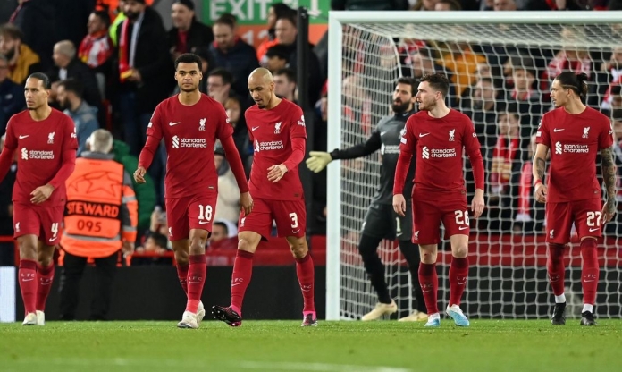 Liverpool lâm nguy, lọt top 4 vẫn không được dự Champions League?