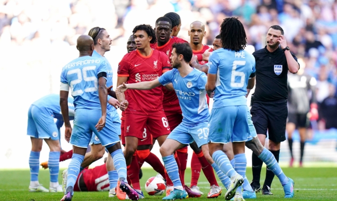 Căng thẳng đến cùng cực, Liverpool quyết làm cho ra nhẽ với Man City