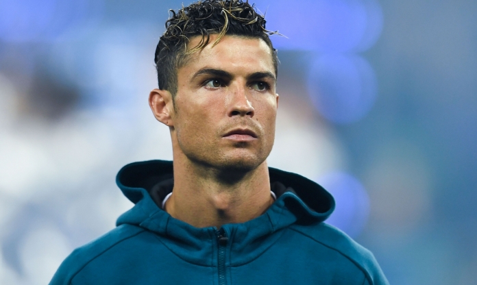 CĐV tức giận, bóc mẽ việc Real Madrid thiếu tôn trọng Ronaldo