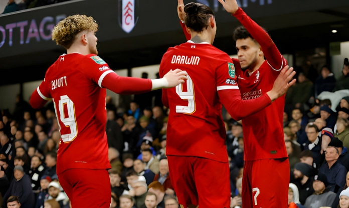 Liverpool làm nên lịch sử sau khi đoạt vé vào chung kết Carabao Cup