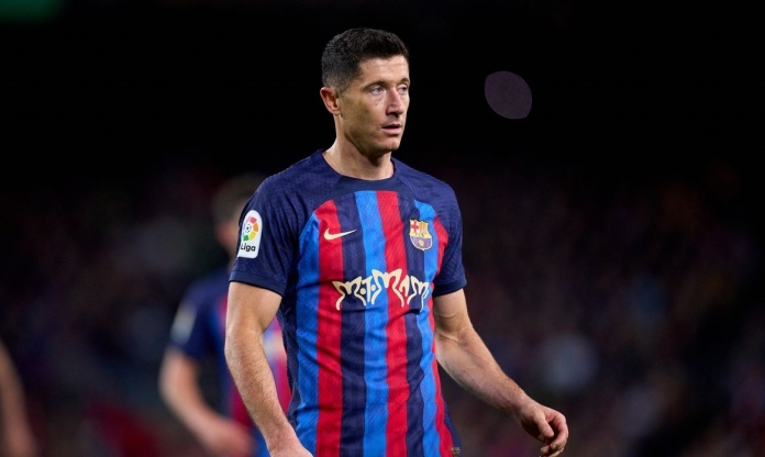 Barcelona nhắm số 9 người Brazil để thay thế Lewandowski