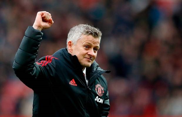 Ole Gunnar Solskjaer đứng trước cơ hội thoát cảnh thất nghiệp