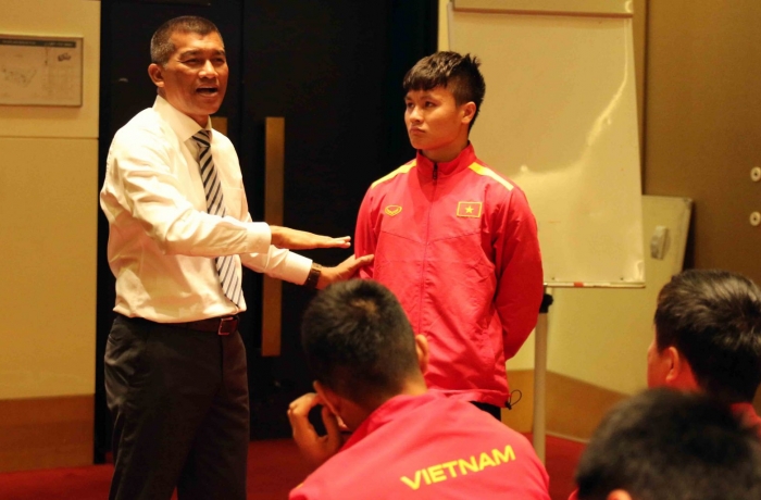 AFC họp riêng với ĐT Việt Nam về luật đá Asian Cup 2019