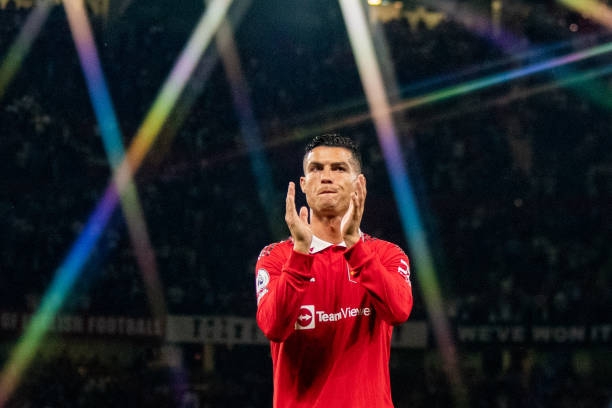 Đến lúc rồi, dừng lại thôi Ronaldo ơi!