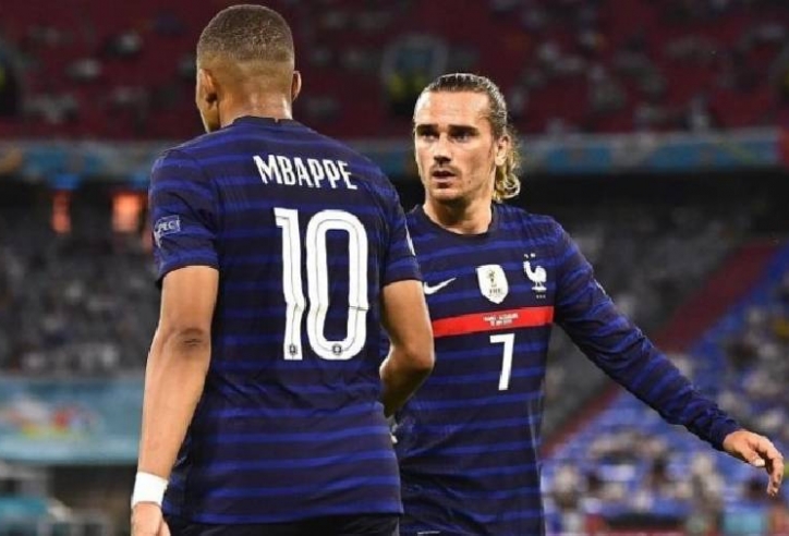 Mbappe đố kị với Griezmann vì tầm ảnh hưởng ở ĐT Pháp