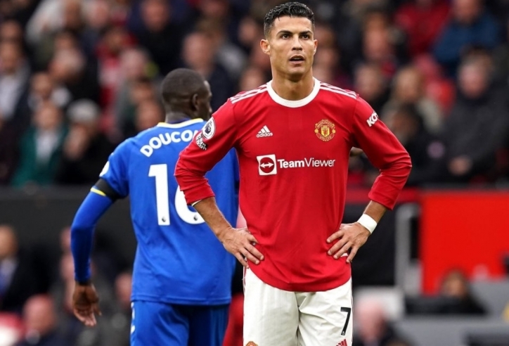 Huyền thoại: 'Sự ích kỷ của Ronaldo khiến MU thảm hại'