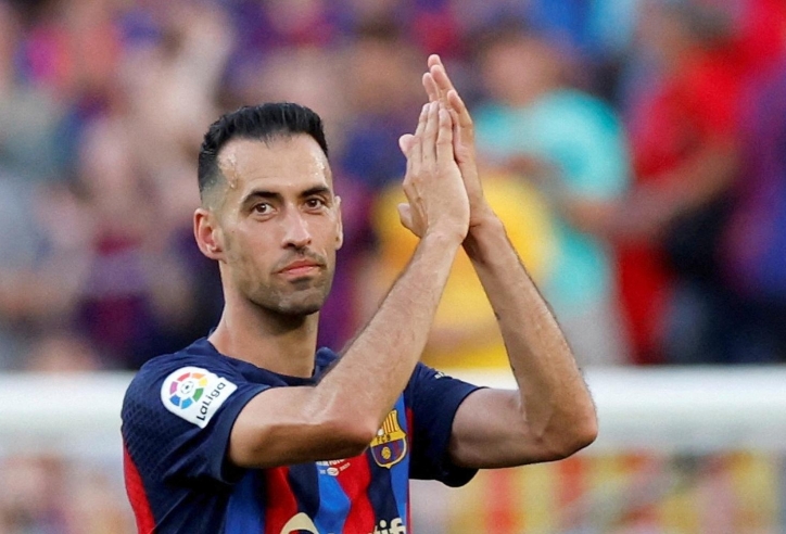 Busquets ra mắt Inter Miami, Barca liền công bố người thay thế tại Camp Nou