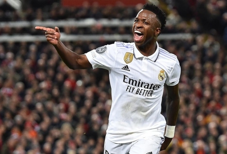 Gặp PSG, fan Barca vẫn không quên được nỗi ám ảnh mang tên Vinicius