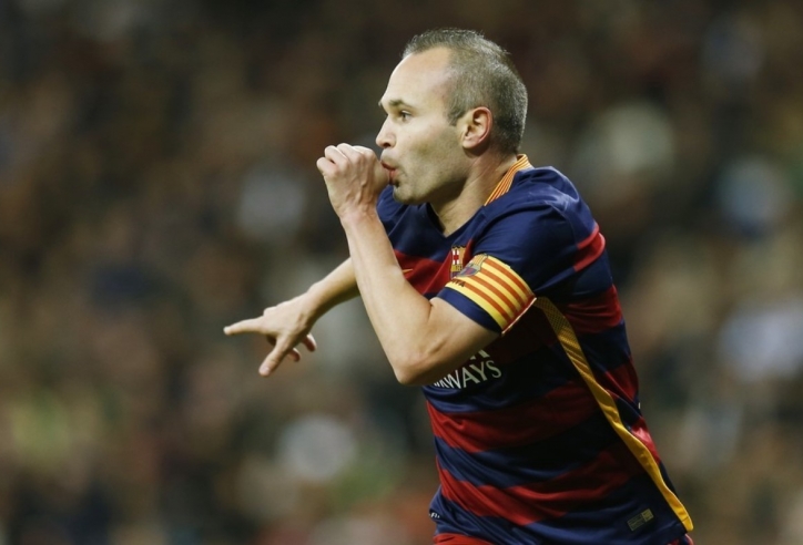 Iniesta nhận vinh dự bất ngờ từ Real Madrid