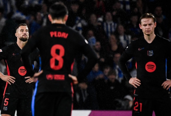 CĐV Barca nổi giận sau trận thua Real Sociedad: 'Một vụ cướp'