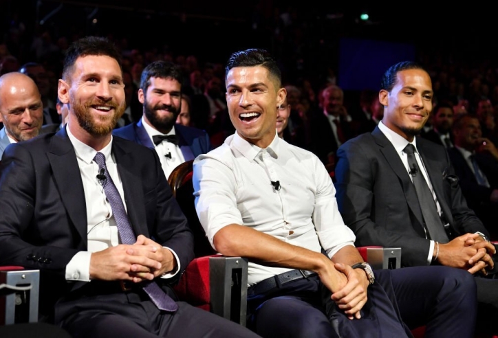 Messi có hành động trên cả tuyệt vời trong ngày Ronaldo lập kỷ lục