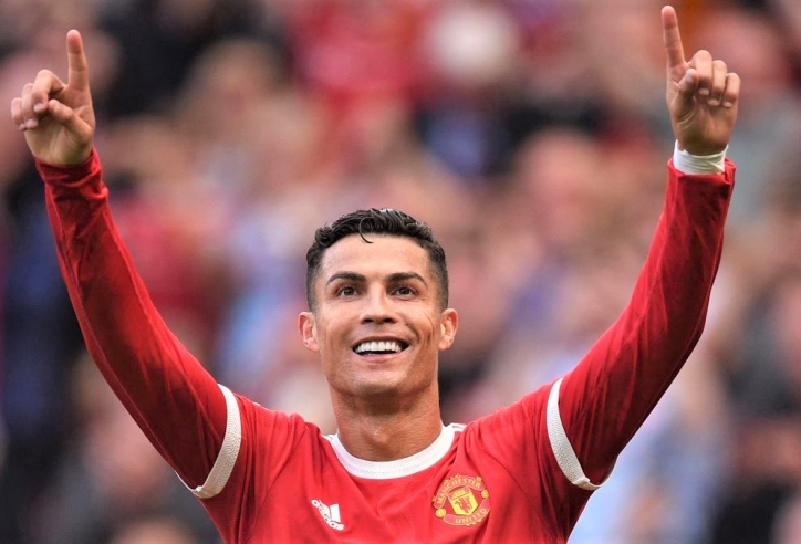 Ronaldo nhận tin cực vui trước trận MU gặp Man City