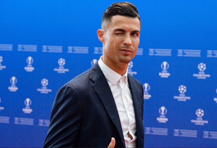 Ronaldo bị đội bóng 'khó tưởng tượng' từ chối ký hợp đồng