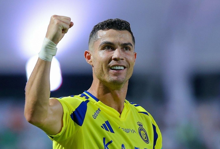 Ronaldo chính thức tiết lộ danh tính khách mời YouTube để 'phá đảo internet'