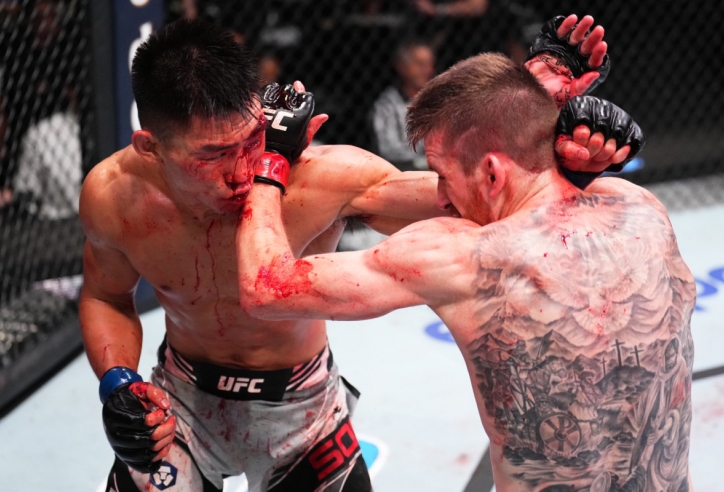 UFC  Fight Night: Sao Trung Quốc phải cắm Titan vào hộp sọ, fan lo hóa mồi ngon cho Simon