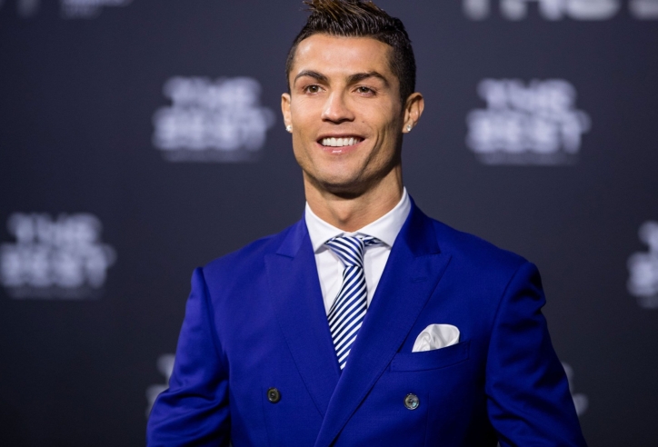 Chuyển nhượng bóng đá 12/6: Ronaldo nhận lương khủng, Ramos ký 5 năm?