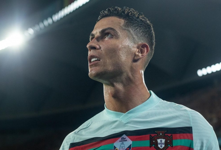 Chuyển nhượng bóng đá 17/7: MU đón cặp sao La Liga, Ronaldo công bố tương lai