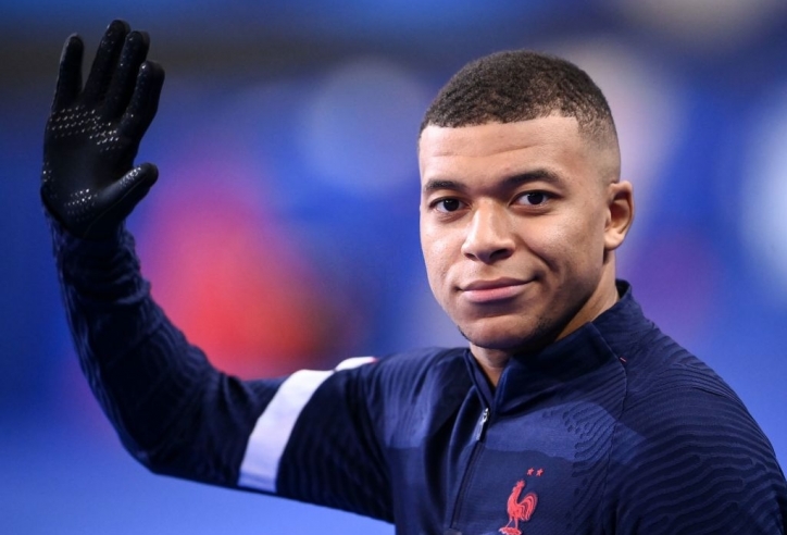 HLV PSG thừa nhận sự thật về Mbappe, 'bom tấn' sắp kích nổ?