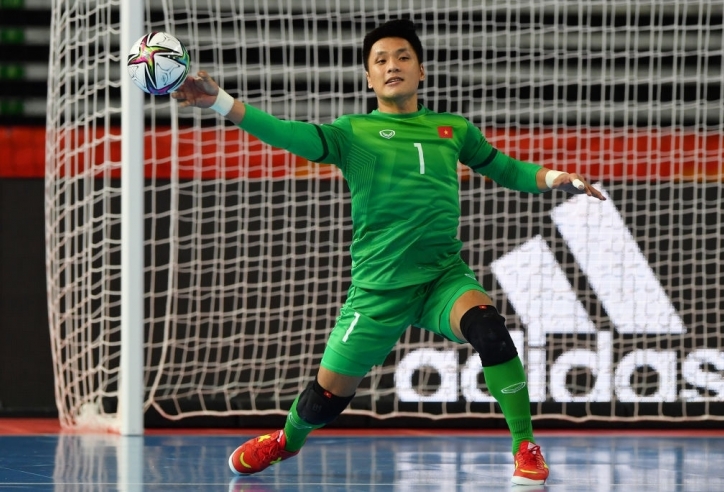 FIFA đặc biệt ấn tượng với 'người nhện' của Futsal Việt Nam