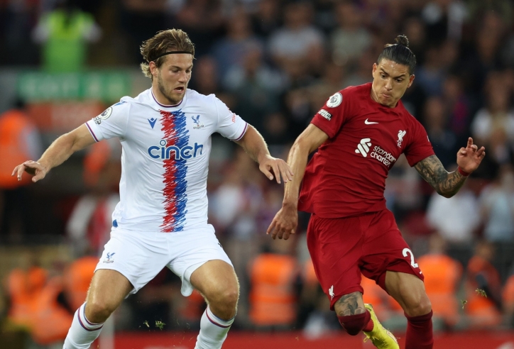 Trung vệ Crystal Palace bị dọa giết vì khiến Darwin Nunez của Liverpool nhận thẻ đỏ